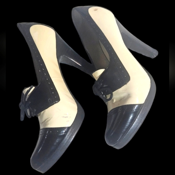 Steve Madden Patent Leather Heels - Picture 1 of 9